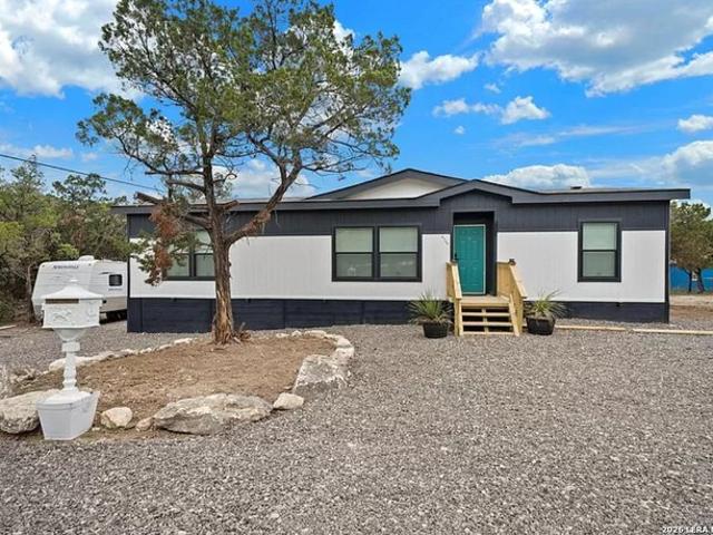 House for sale in Bandera, Texas