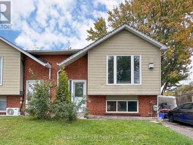 House for sale in Pinecrest, Oshawa