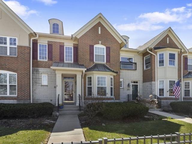 Townhouse for sale in Deerfield, Illinois