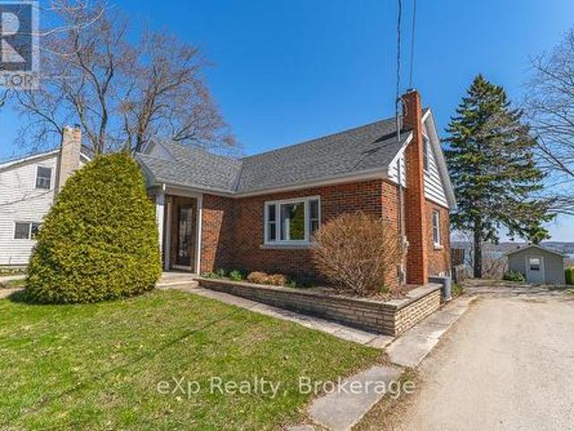 House for sale in Wiarton, Ontario