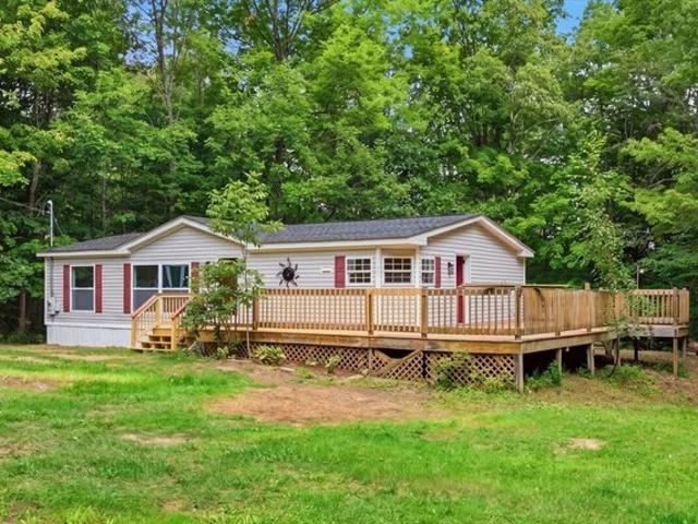 House for sale in Richmond, Maine
