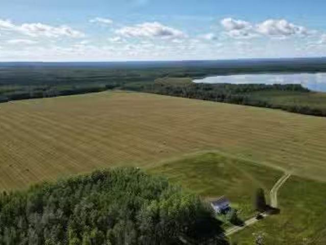 House for sale in Alberta