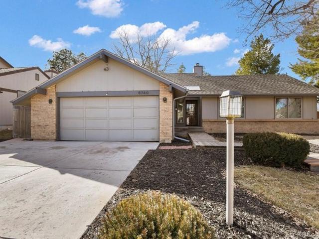 House for sale in Arapahoe, Colorado