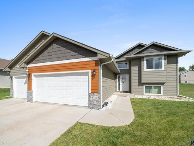 House for sale in Sioux Falls, South Dakota