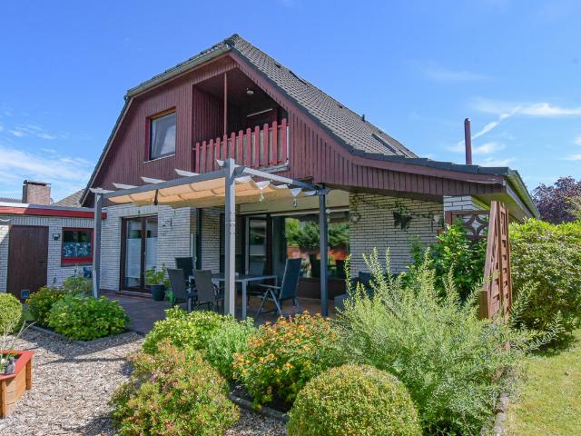 Villa kaufen in Wiesmoor, Niedersachsen