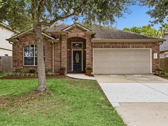 House for sale in Dickinson, Galveston County