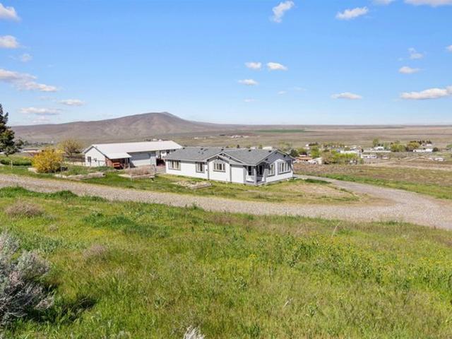 House for sale in Benton City, Washington
