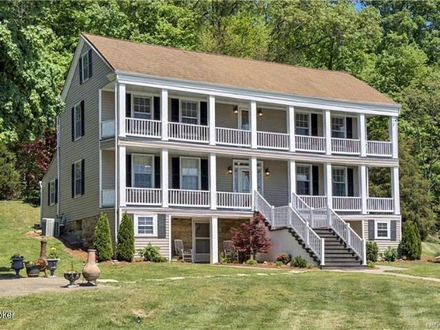 House for sale in Elizabeth, Indiana