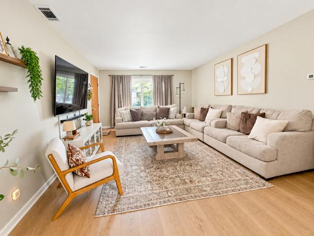 Condo for sale in Chicago Park, Illinois