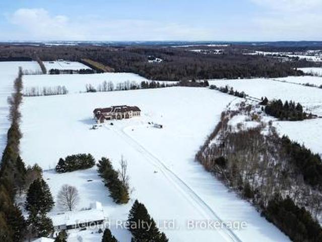 House for sale in Dufferin, Ontario