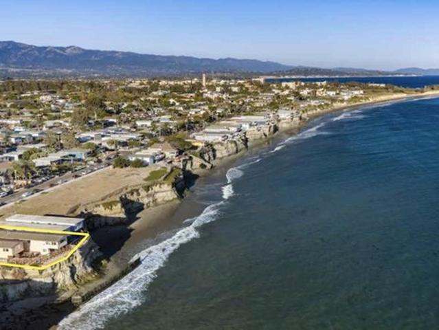 House for sale in 66 Block, Isla Vista