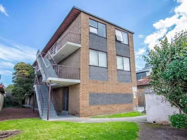 Apartment for rent in West Footscray