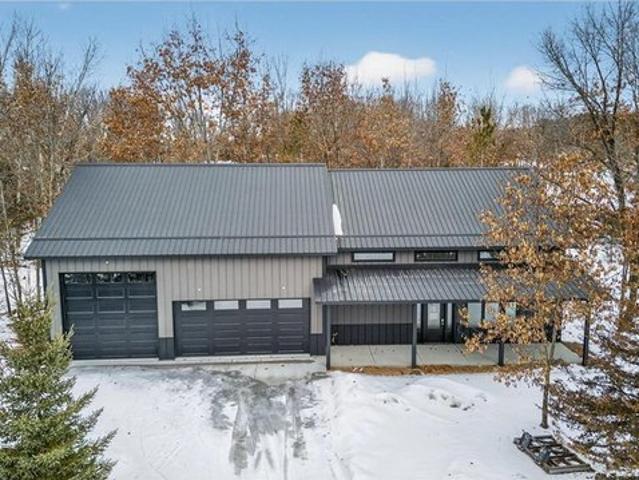House for sale in Wabasha, Minnesota