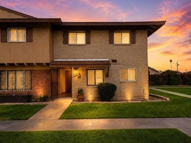 Townhouse for sale in Glendale, Arizona
