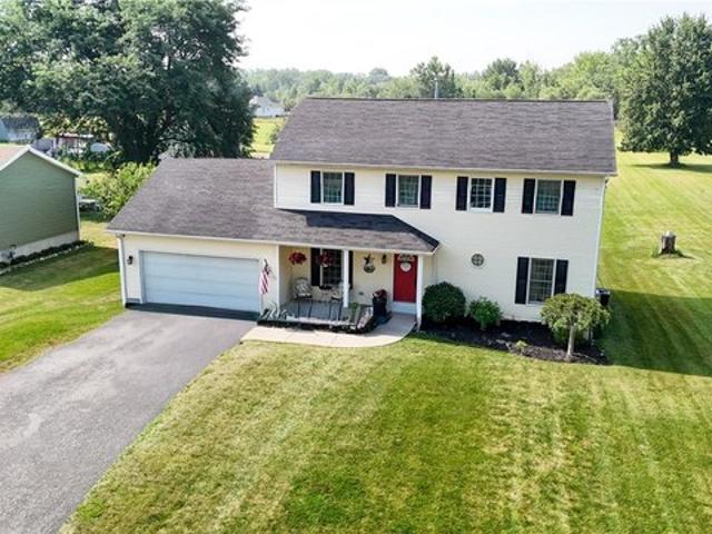 House for sale in Niagara, New York