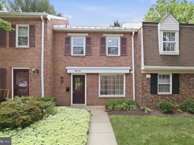 Condo for sale in Rockville, Maryland