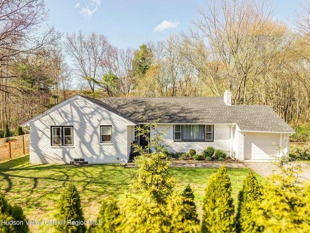 House for sale in Bloomington, New York