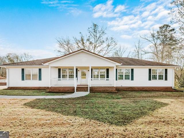 House for sale in Arnoldsville, Georgia