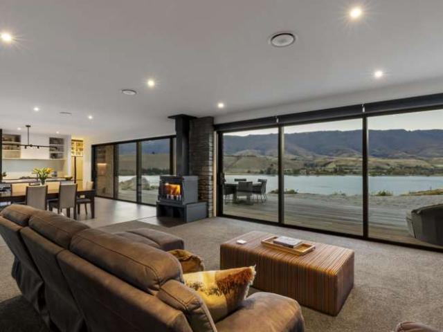 House for sale in Otakou