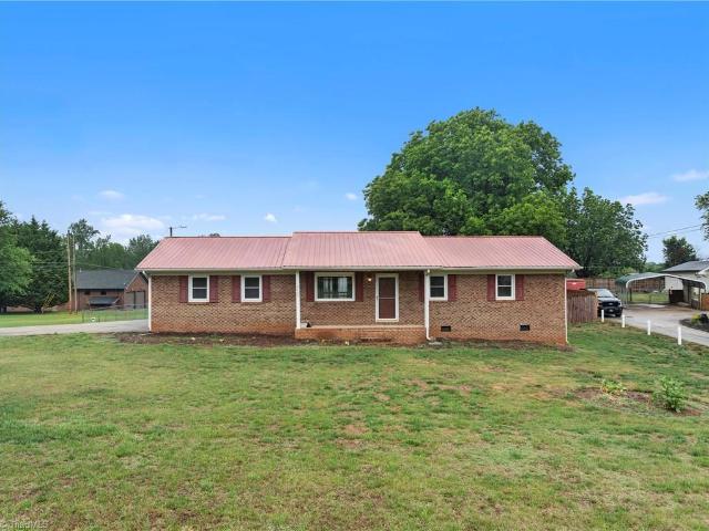 House for sale in Mad River, North Carolina