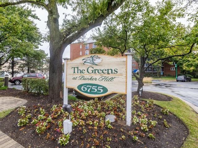 Condo for sale in Niles, Cook County
