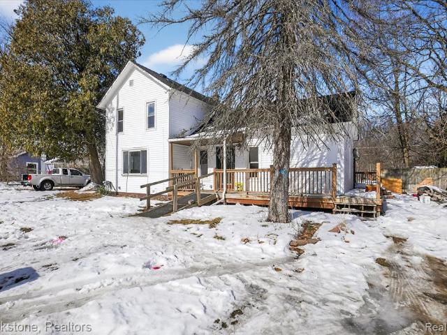House for sale in Perry, Michigan