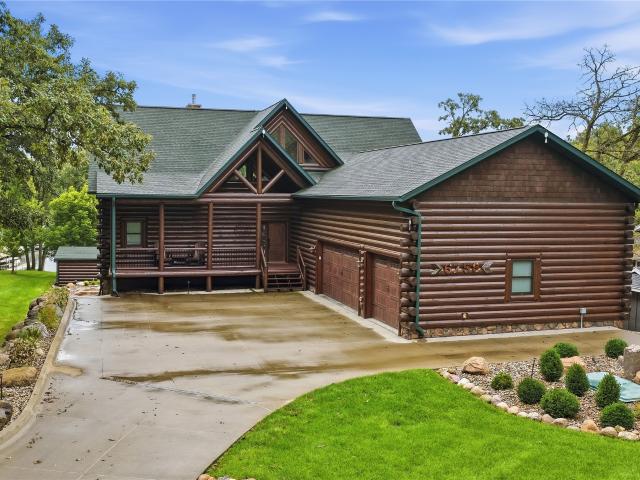 House for sale in Guthrie, Iowa