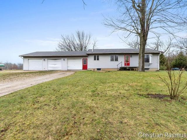 House for sale in Sheridan, Michigan