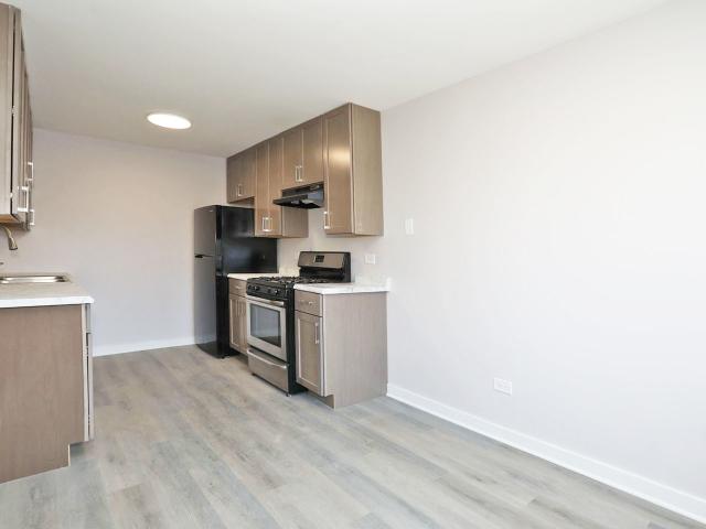 Condo for sale in Bartlett, Illinois
