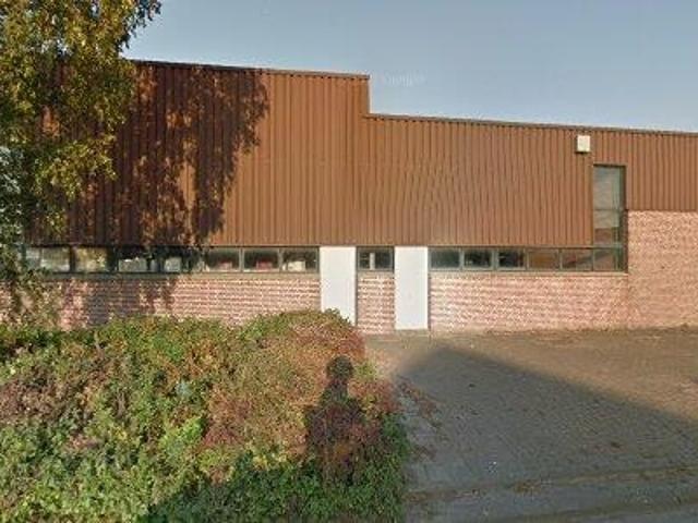 Bedrijfspand te huur in Zwaagdijk-Oost, Noord Holland
