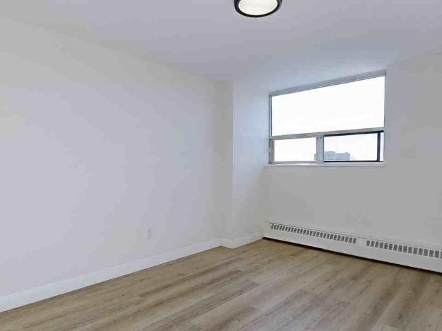 Apartment for rent in Etobicoke North, Toronto