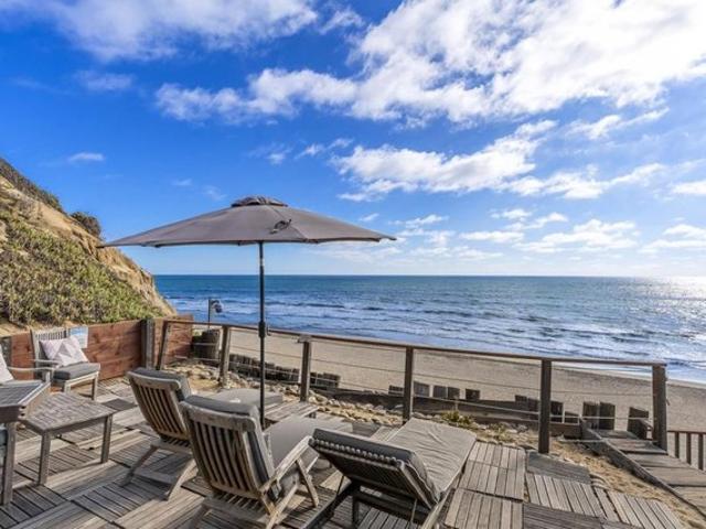 Townhouse for sale in Solana Beach, California