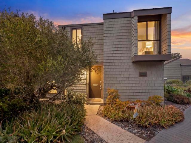 Condo for sale in Solana Beach, California