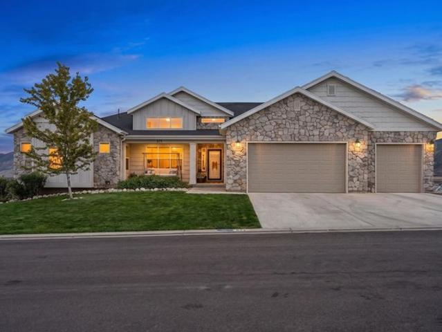 House for sale in Santaquin, Utah County