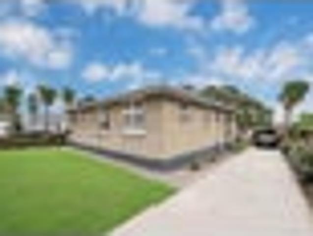 House for sale in Papakura