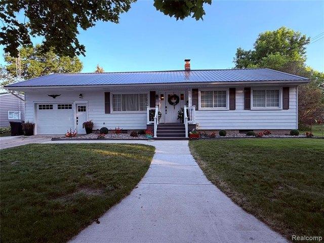 House for sale in Tuscola, Michigan