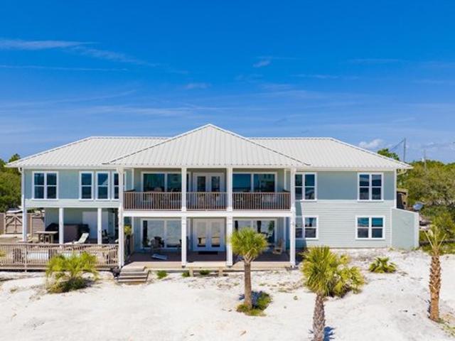 House for sale in Gulf Shores, Alabama