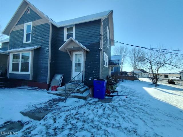 House for sale in Sterling, Ohio