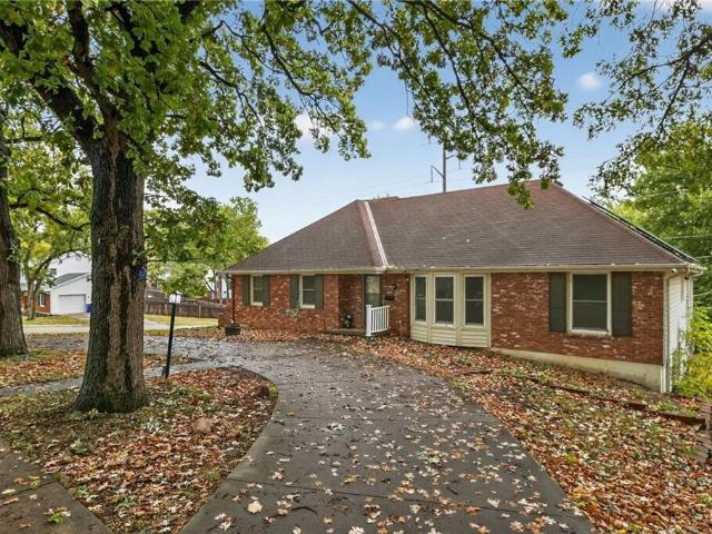 House for sale in Gladstone, Missouri
