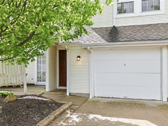 Condo for sale in Canfield, Ohio