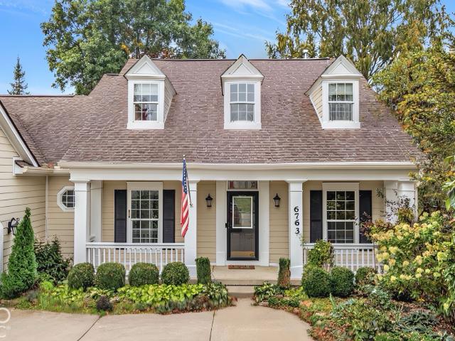 House for sale in Royal Run, Zionsville