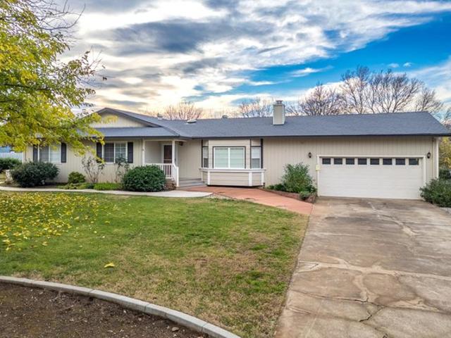 House for sale in Anderson, Shasta County