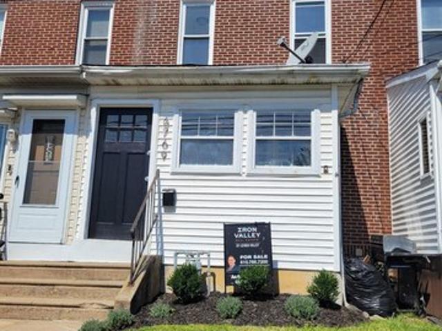 Townhouse for sale in Delco, Pennsylvania