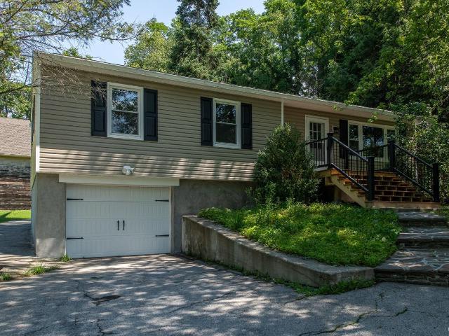 House for sale in Millbrook, New York