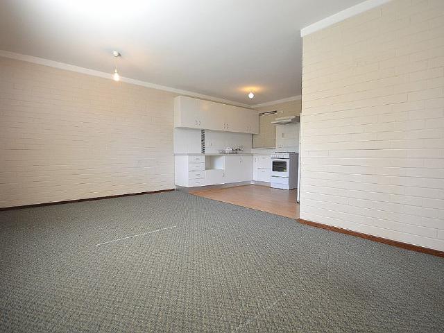 House for rent in Cockburn, Western Australia