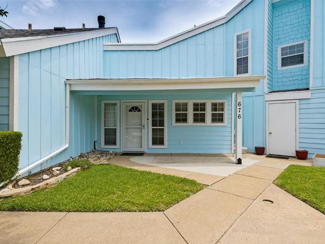 Condo for sale in Azle, Texas