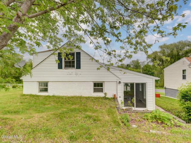 House for sale in Fonda