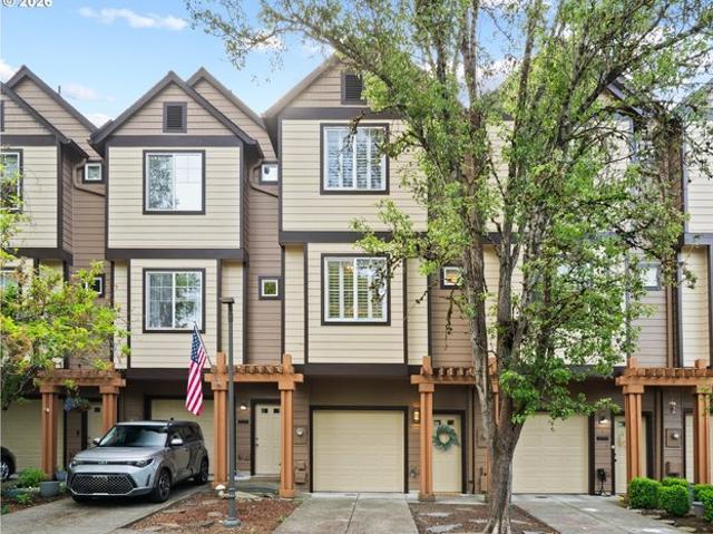 Townhouse for sale in Oregonia