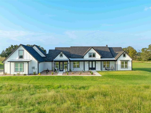 House for sale in North Zulch, Texas