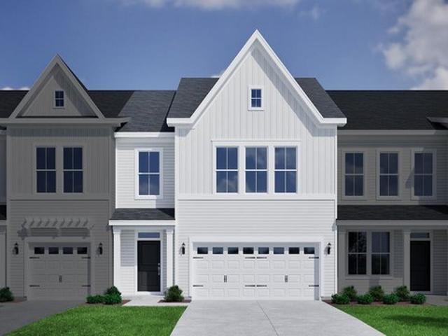 Townhouse for sale in Leland, North Carolina